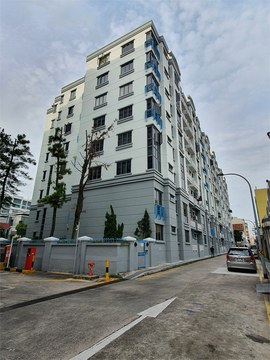 Aston Mansions