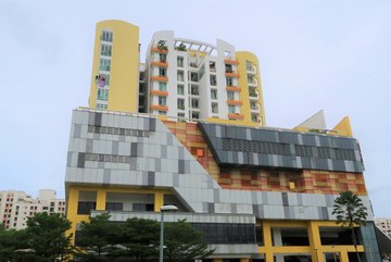 Sun Plaza