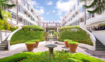 Laguna Green