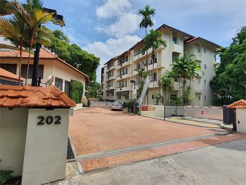 Landridge Condominium