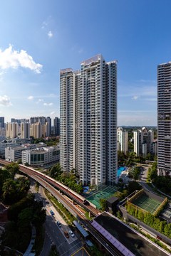The Metropolitan Condominium