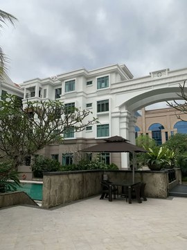 Fifth Avenue Condominium property photo 2 in Singapore