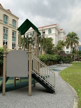 Fifth Avenue Condominium property photo 3 in Singapore