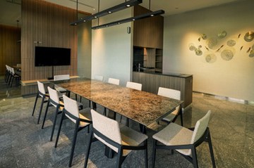 Marina Bay Residences property photo 4 in Singapore