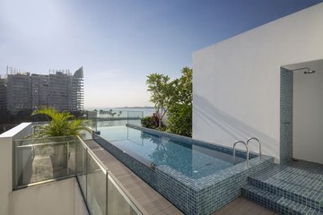Marina Collection property photo 3 in Singapore