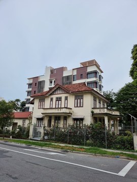 Ria Apartments property photo 1 in Singapore