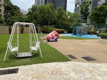 Richmond Park property photo 5 in Singapore