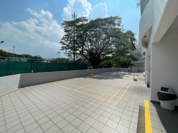 St Michael'S Condominium property photo 8 in Singapore
