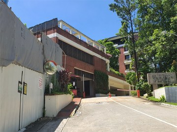 Sutton Place property photo 2 in Singapore