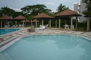 Tanglin Hill Condominium property photo 2 in Singapore